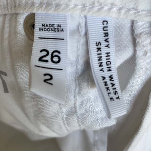 White loft curvy ankle jeans - Picture 4 of 4